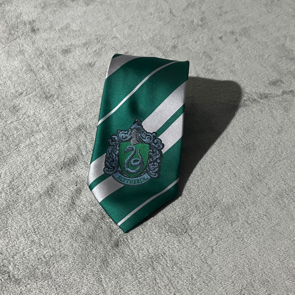 Harry Potter Necktie Unisex OS Green Slytherin House Crest Striped Cosplay Tie